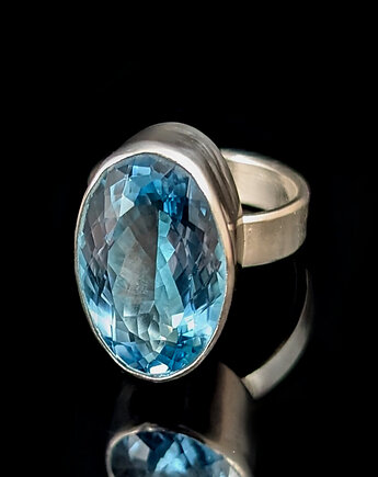 Pierścionek niebiański topaz, Pracownia Neores