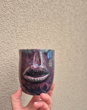 Kubek usta, kubek twarz, rzeźba kubek, kubek kobieta, czarka duża, Fiona Ceramics