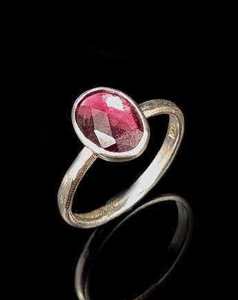 Pierścionek rasberry różowy turmalin, Pracownia Neores
