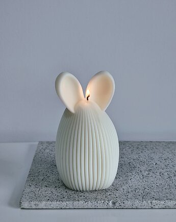 Świeca sojowa dekoracyjna Jajko z uszami ryflowane, Malvhome