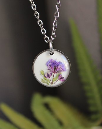 Medalion z prawdziwymi kwiatami srebrny wisiorek fioletowe, zkwiatem