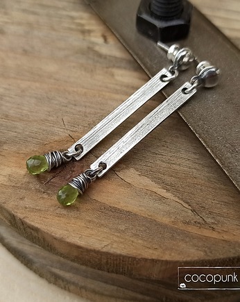 Kolczyki wiszące patyczki z oliwinem - srebro 925, Cocopunk