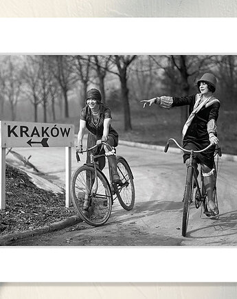 Fotografia Fotografia z passe-partout; Dziewczyny na rowerach, Galeria LueLue