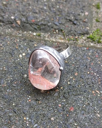 Kryształ - pierścionek regulowany, po drugiej stronie lustra