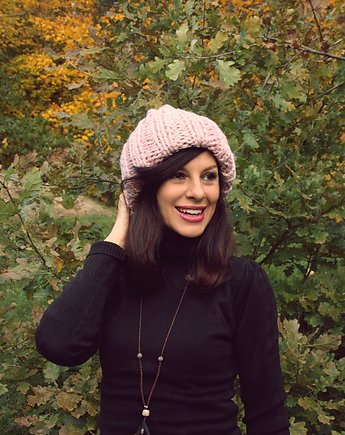 Czapka beanie pudrowy róż z wełną, Mademoiselle Patrini