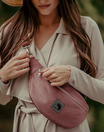 Nerka z weluru tapicerskiego w kolorze pudrowego różu, Karolina Audycka