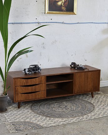 Komoda zmodyfikowana, Pastform Furniture