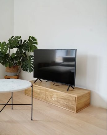 Stojąca niska szafka telewizyjna - NORA, Papierowka Simple form of furniture