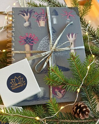 DLA MYKOFILA Kalendarz Zbioru Grzybów Leczniczych 2026 z okuciami i zakładką, LEELA DESIGN