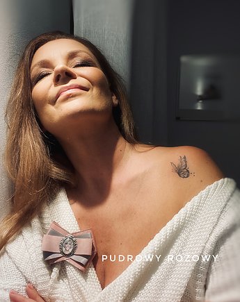 Kolekcja Brosz z Marilyn Monroe NOWOŚĆ Ikona Stylu, Pudrowy Różowy