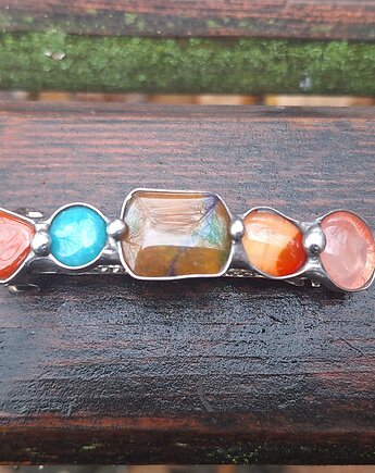 Pozytywna - klamra do włosów, po drugiej stronie lustra