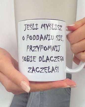 Kubek MOTYWACJA z CZARNYM WNĘTRZEM, FarrowDesign