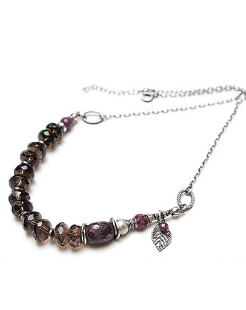 Wiśnie w czekoladzie vol.2 - naszyjnik, Katia i krokodyl