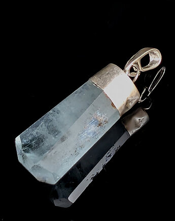 Pure aquamarine, Pracownia Neores