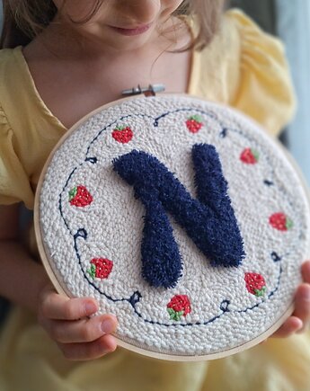 Personalizowana literka na ścianę z truskawkami, Nataly Atelier