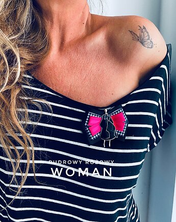 Brosza WOMAN w stylu Pop Art z artystyczną Kobietą, Pudrowy Różowy
