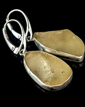 Kolczyki srebrne asymetryczne- Szkło libijskie, OKAZJE - Prezenty na 18 dla dziewczyny