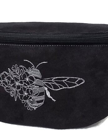 Nerka czarna z pszczołą haft, Made by Joan