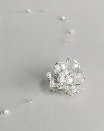 Naszyjnik Choker na żyłce z kwiatem Eteryczny Cud, IriS. Biżuteria autorska