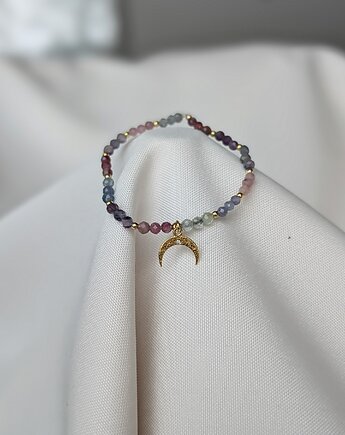 Kolorowa bransoletka z księżycem, Moui