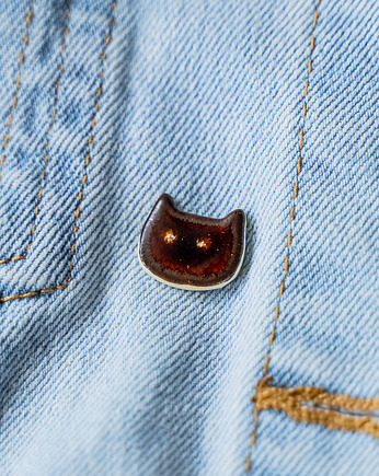 Ceramiczna broszka KOT, rękoczyny