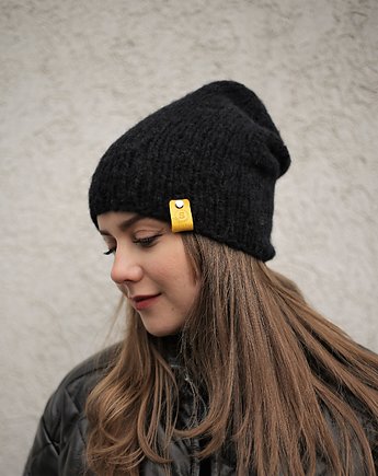 Przejściowa czapka ALPACZINA  100% alpaka czarna, sploteka
