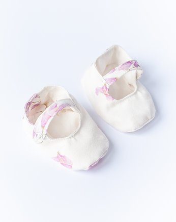 Buciki w kwiatuszki wisterii, OKAZJE - Prezent na Baby shower