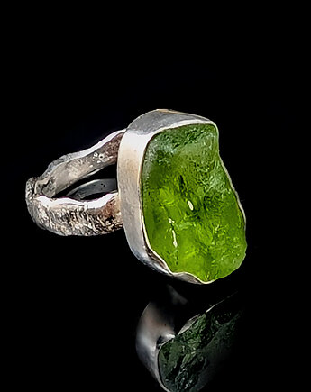 Pierścionek wiosenny oliwin, Pracownia Neores