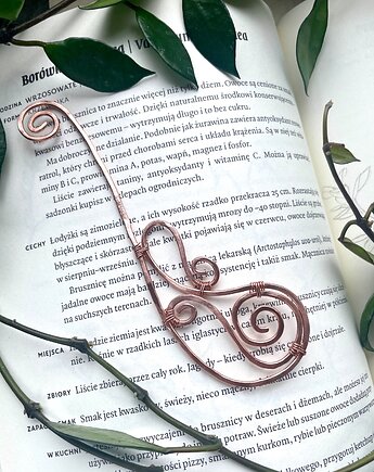Unikatowa zakładka do książki z miedzi, wired.stories