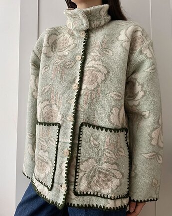 Kurtka Alia, Prześwity