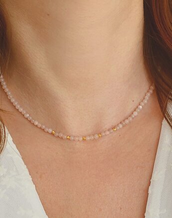 Naszyjnik z kamieni słonecznych, Laoni