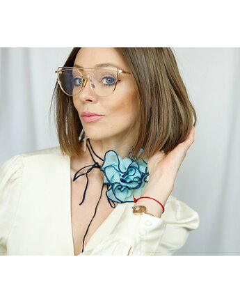 Niebieski choker, Celina Parysów