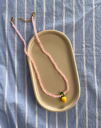 Owocowy naszyjnik z kwarcu różowego ze szklaną cytrynką, Juicy Beads