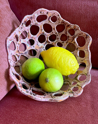 Misa na owoce, oczko studio