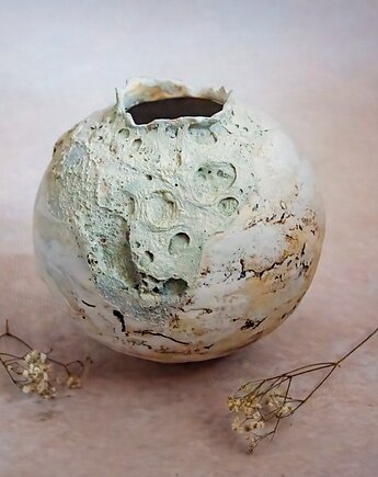 Okrągły wazon na kwiaty, Ewa Duszka