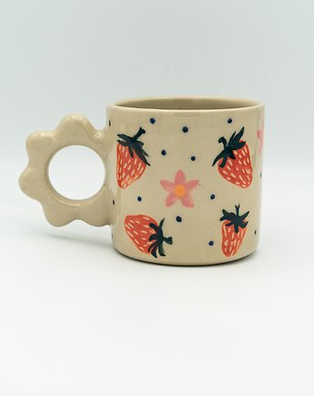 Kubek w truskawki, panika ceramics