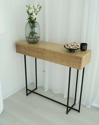 ASTARA-  dębowa toaletka z ryflowanymi frontami, Papierówka Simple form of furniture