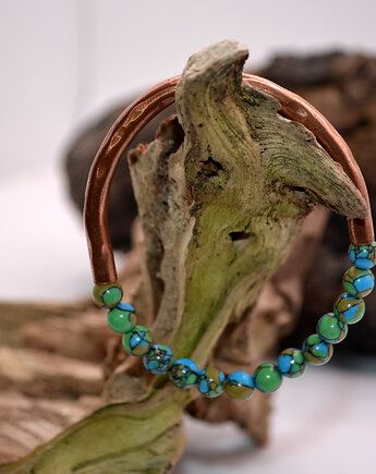 Bransoletka miedziana handmade z koralikami: turkusowy-trójkolorowy, FutharkCopper