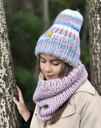 WOOLY COLOR "8"ciepła wełniana czapka w paski, sploteka