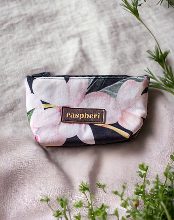 Mała welurowa kosmetyczka w kwiaty, raspberi
