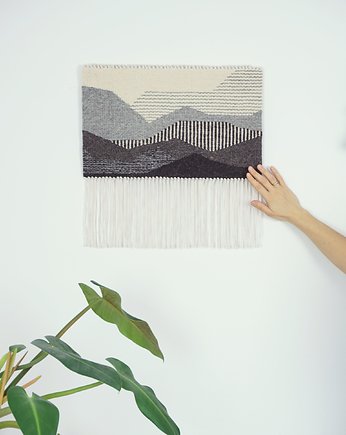 Małe góry, Tartaruga studio