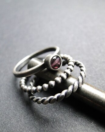 Zestaw Trio -spinel, Memero