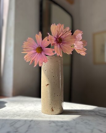 Ceramiczny Wąski Mały Wazon Handmade w Zajączki Prezent dla Przyjaciółki, Maison Fragile