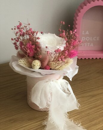 Mini FLOWER BOX z wieczną róż na urodziny, roczek, Fiori di Antonietta