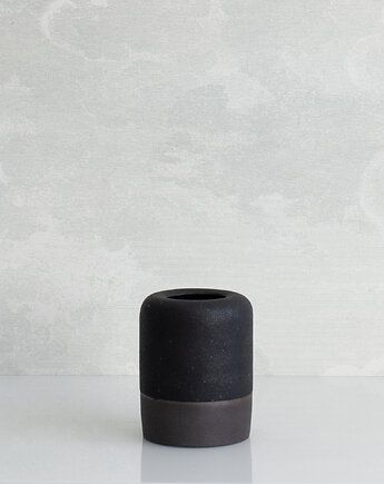 THE EARTH VALLDAL '25 wazon ceramiczny, Her Potter