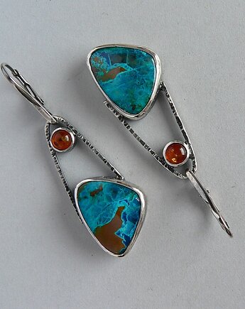 Kolczyki srebrne -szatukit i bursztyn koniakowy-, Emilia Woźniak