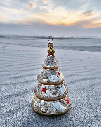 Choinka piaskowa, Max Glass Ornaments