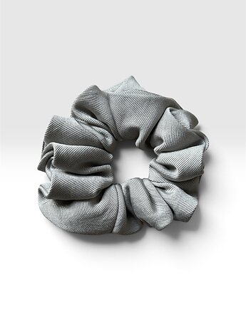 Jedwabna gumka scrunchie z upcyclingu, Lush from trash