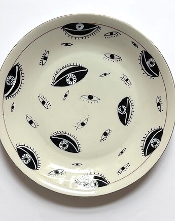 Oczęta  mnogo, arent plates