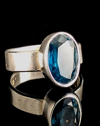 Pierścionek indygo kyanit, Pracownia Neores